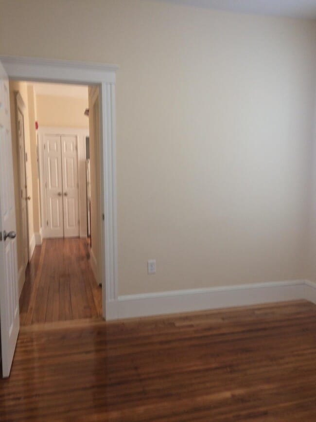 Building Photo - 883 Huntington Ave