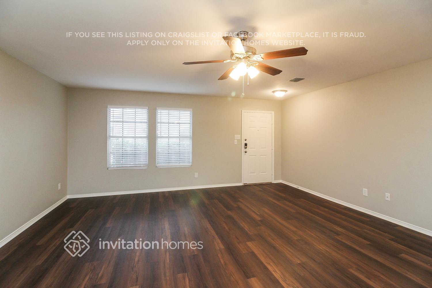 Building Photo - 2940 Marco Dr