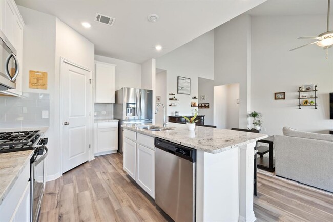 Building Photo - 14308 Bryce Ln
