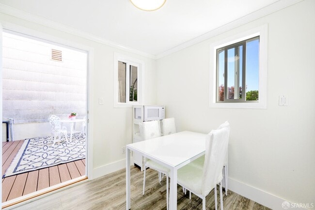 Building Photo - 2371 30th Ave