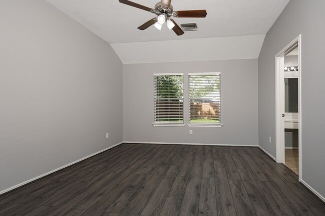 Building Photo - 139 S Vesper Bend Cir