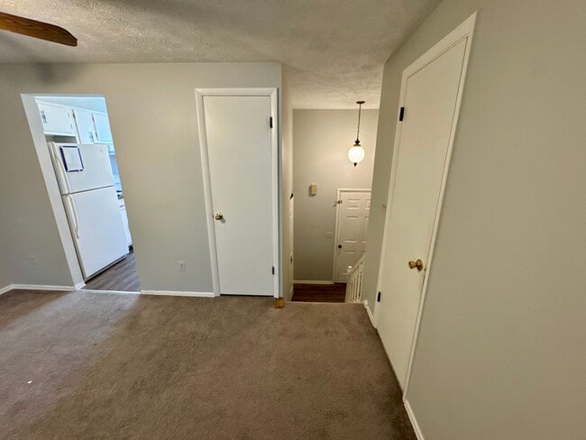 Building Photo - Charming 2 Bed 1 Bath in Cranberry!