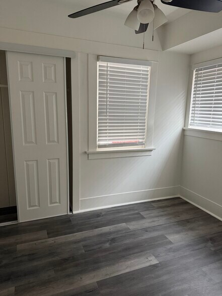 Building Photo - 309 E Wilson Ave