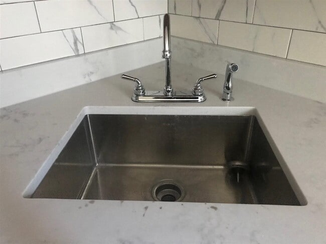 Building Photo - 50 Glenwood Ave