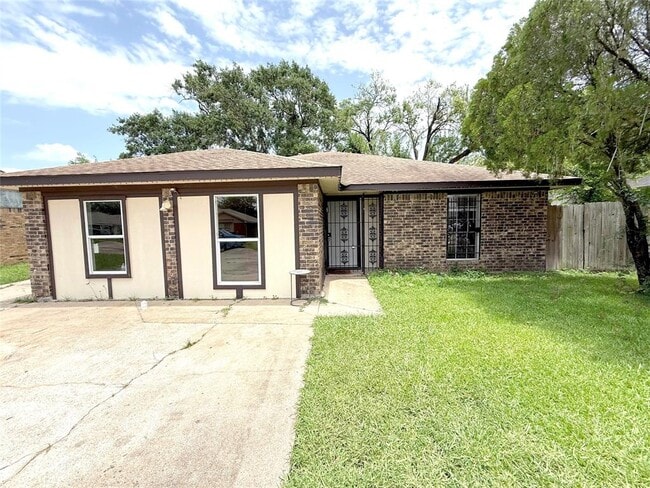 Building Photo - 7130 Kings Dr