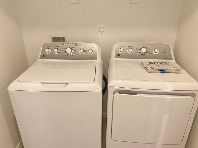 Building Photo - 1408 Vattier St