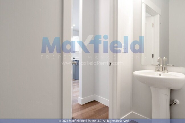 Building Photo - END UNIT - EV Ready - 3BD 2.5 BA 2GA
