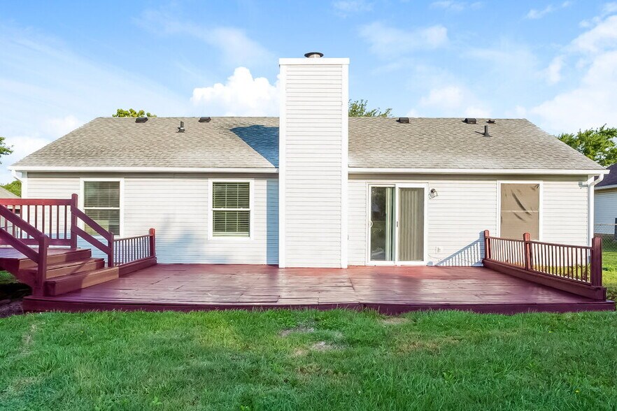 Building Photo - 6233 Carrie Cir