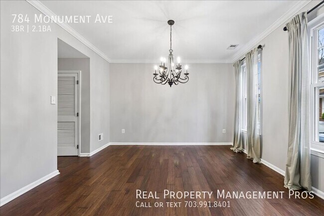 Building Photo - 784 Monument Ave