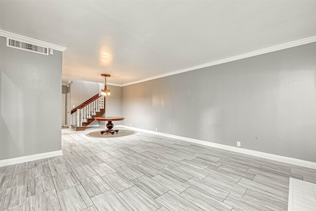 Building Photo - 11733 Lakeside Pl Dr