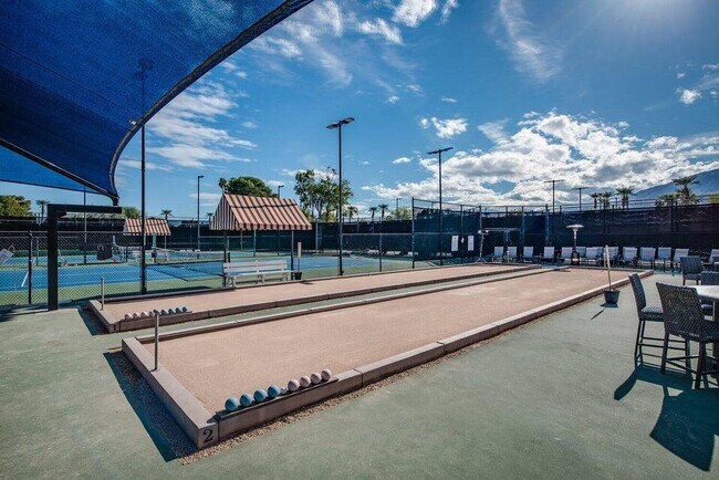 Building Photo - 48 Palma Dr