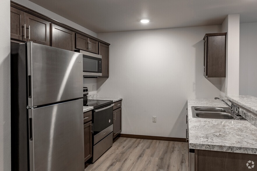 Primary Photo - Birch Grove Estates