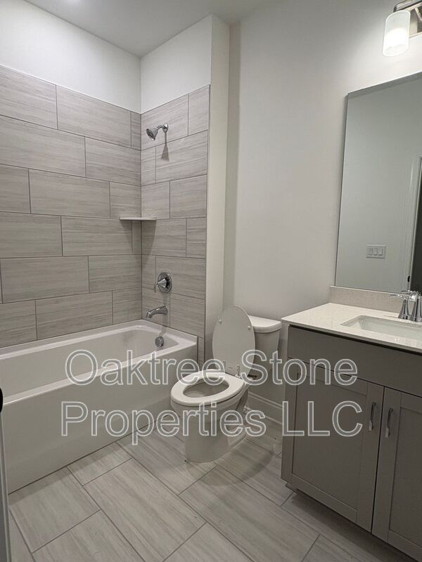 Building Photo - 634 Grove Glen Ct