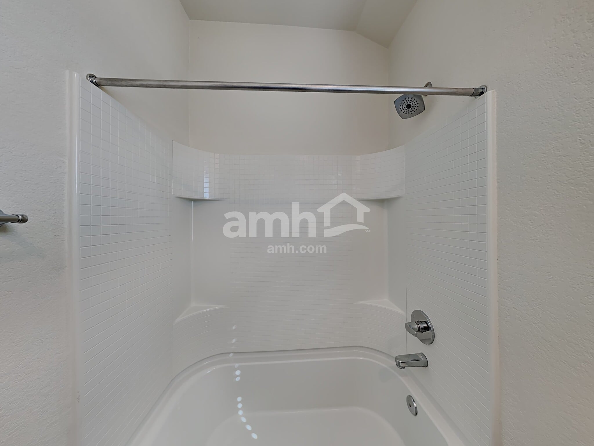 Building Photo - 2718 Brogan Crk