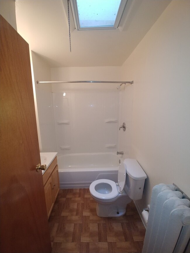 Building Photo - Olney Area-Great rental home