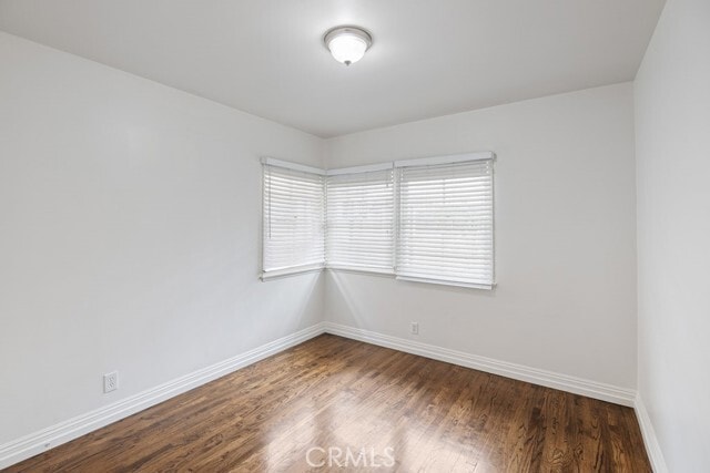 Building Photo - 2542 Vuelta Grande Ave