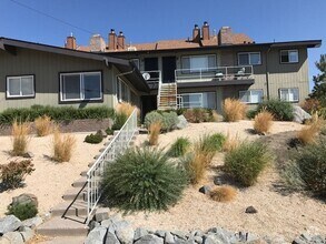 Building Photo - <b>North Reno Two Bedroom Condo Near UNR<b...