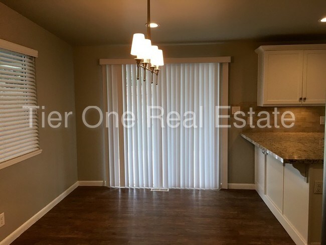 Building Photo - 7405 S 2200 E