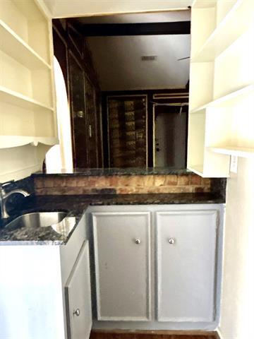 Building Photo - 6010 Fawn Valley Ln