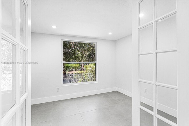 Building Photo - 4520 NW 3rd Ave