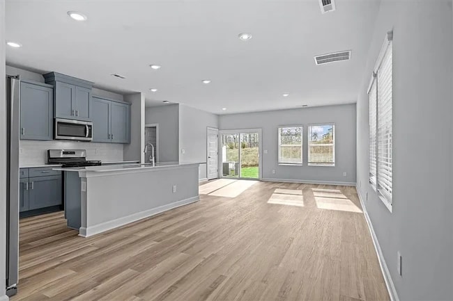 Building Photo - 432 Blissful Ct