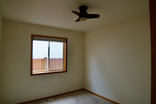 Building Photo - Cozy and Charming 3 Bedroom in Lynnwood!
