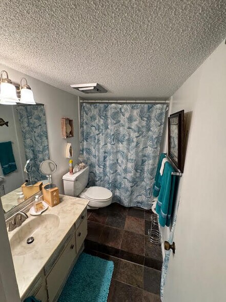 Building Photo - 217 Molokai Vlg