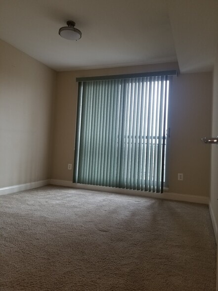 Bedroom - 2050 Jamieson Ave