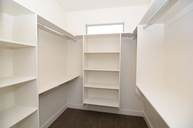 Building Photo - Upscale Tremonton Home for Rent