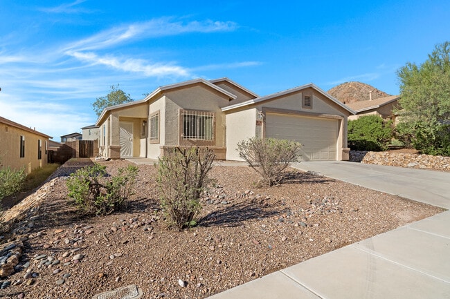 Building Photo - 3721 W Avenida Fria
