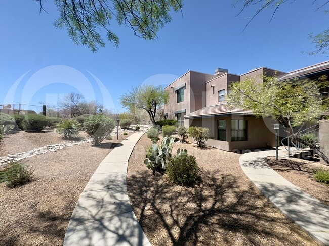 Building Photo - 5855 N Kolb Rd