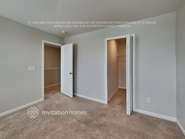 Building Photo - 2408 Solomon Ln