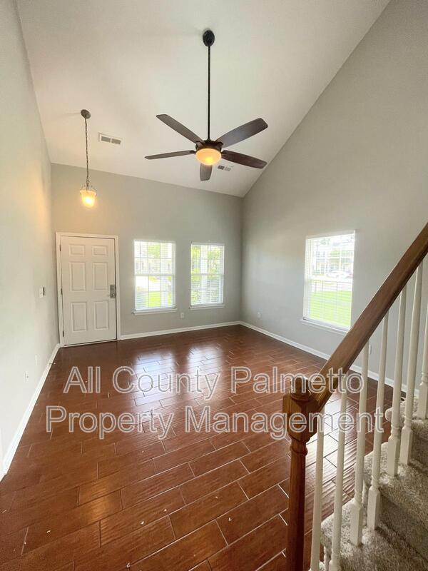 Building Photo - 142 Black River Dr