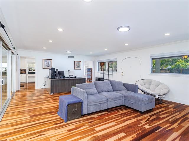 Building Photo - 1909 8th St