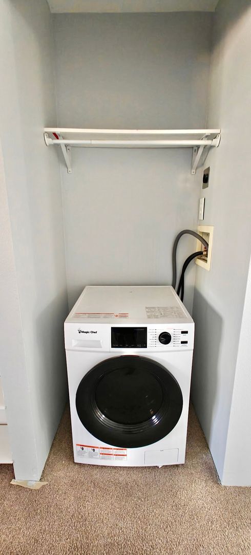 Building Photo - Peaceful Condo Retreat near Glendale in Denver – Pet-Friendly & Well-Located