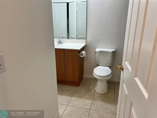 Building Photo - 1705 Palm Cove Blvd
