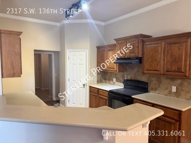 Building Photo - 2317 SW 136th St