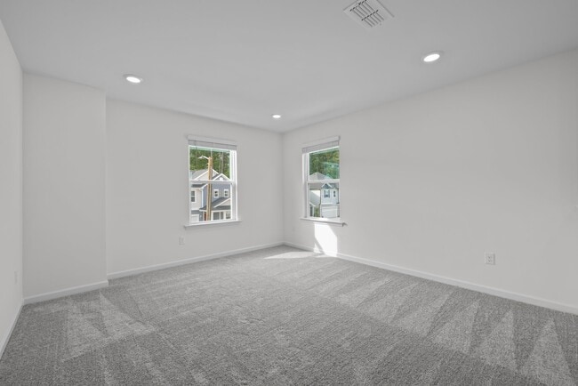 Building Photo - 1349 Underbrush Dr