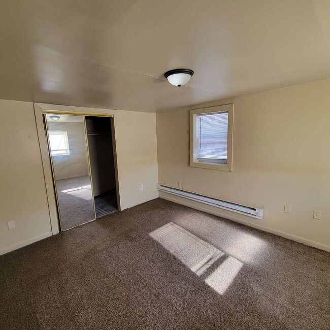 Building Photo - Warren Township 2BR Home!