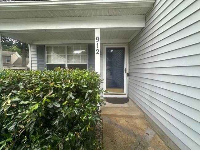 Primary Photo - Call or Text Amanda Tate for more informat...