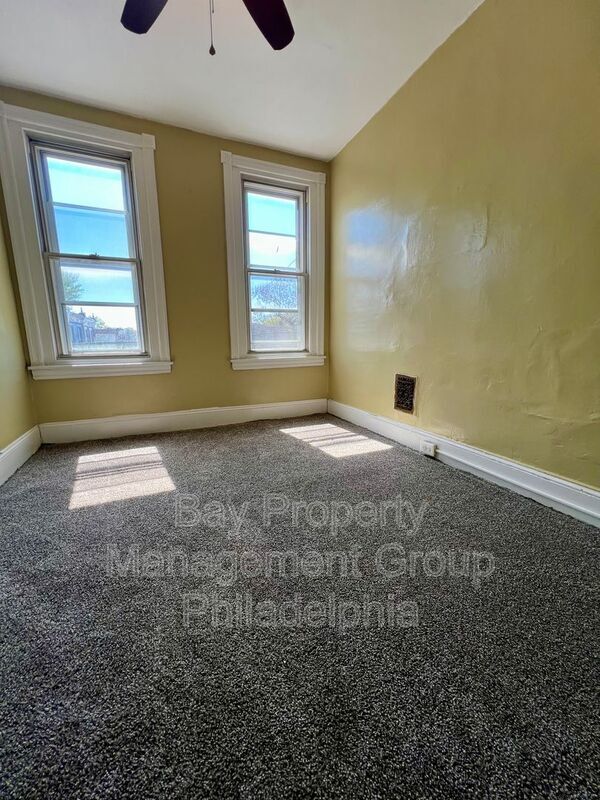 Building Photo - 1500 N Frazier St