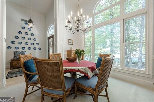 Building Photo - 322 Pebble Trail