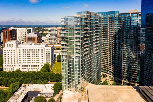 Building Photo - 1065 Peachtree St NE