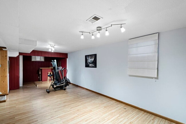 Building Photo - 10853 Pearl Ct