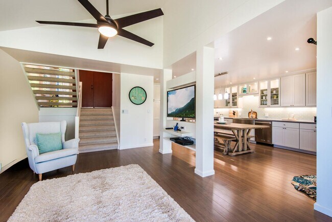 Primary Photo - Bluestone - Furnished 3BR/3BA