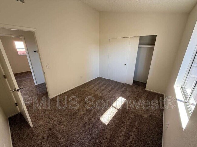 Building Photo - 364 Rio Grande Ct