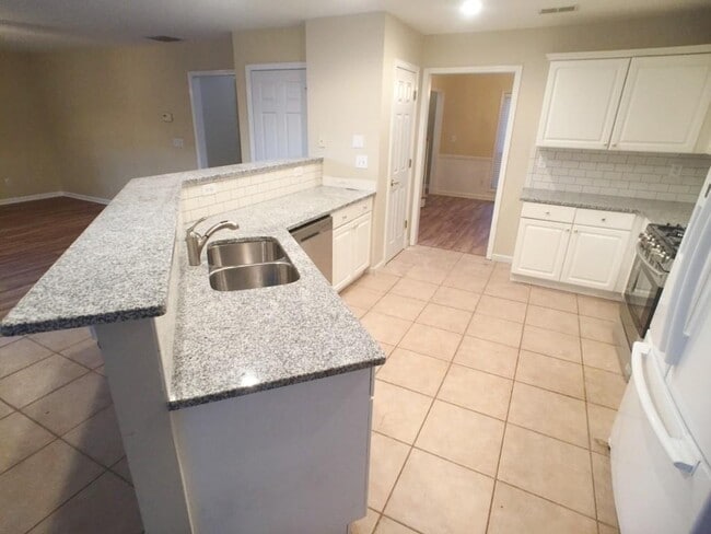 Building Photo - 4615 Howell Farms Dr NW