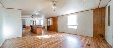 Building Photo - 1250 N Belknap St