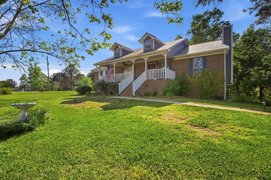 Building Photo - 1114 Blackjack Rd