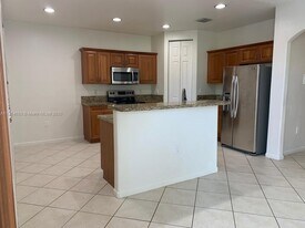 Building Photo - 2635 SW 84th Ter